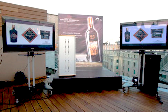 Pedestales especiales para pantallas